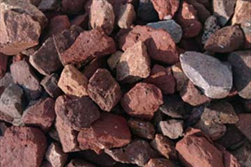 レンガチップ 庭砂利 配達専門